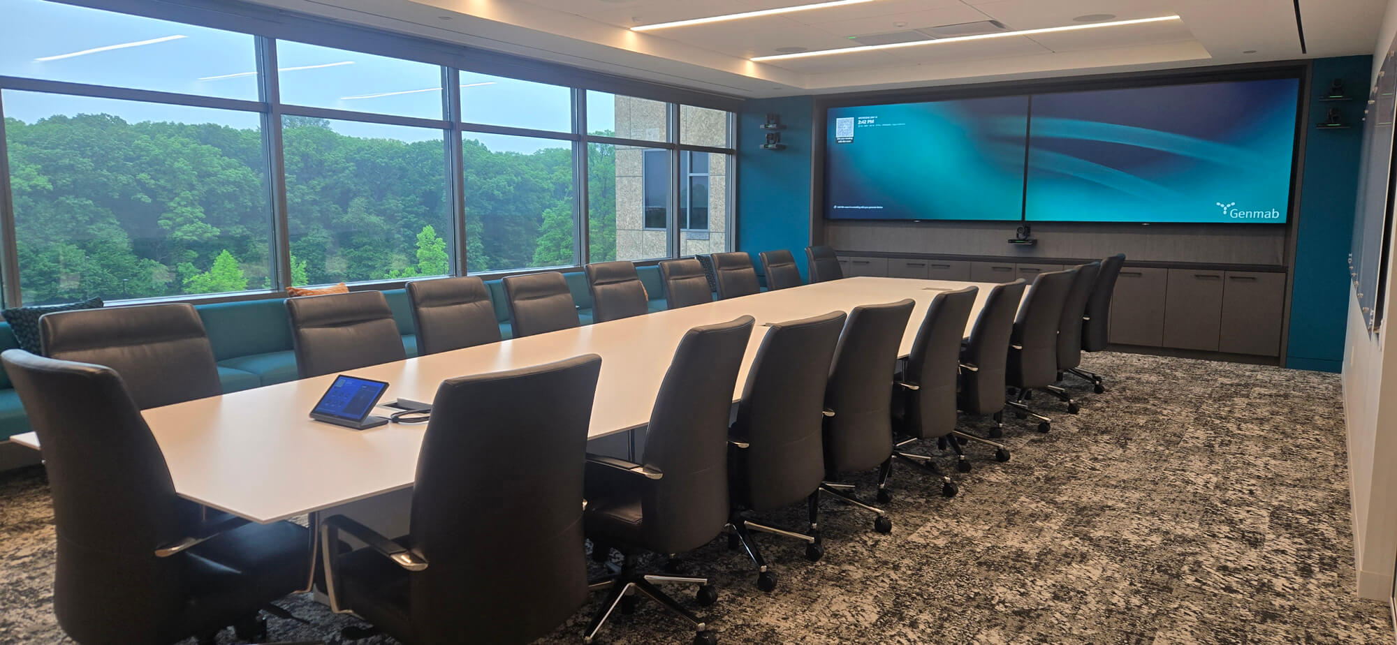 Genmab-Boardroom-2