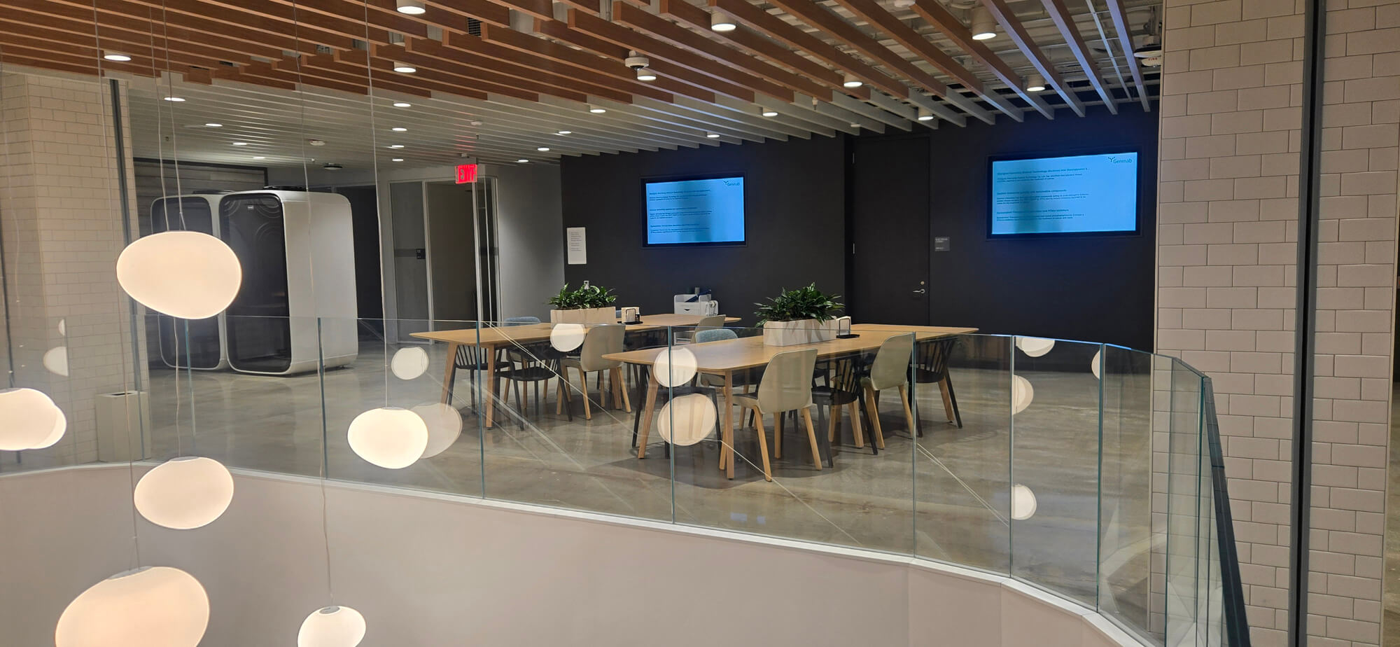Genmab-Social-Hub-Signage